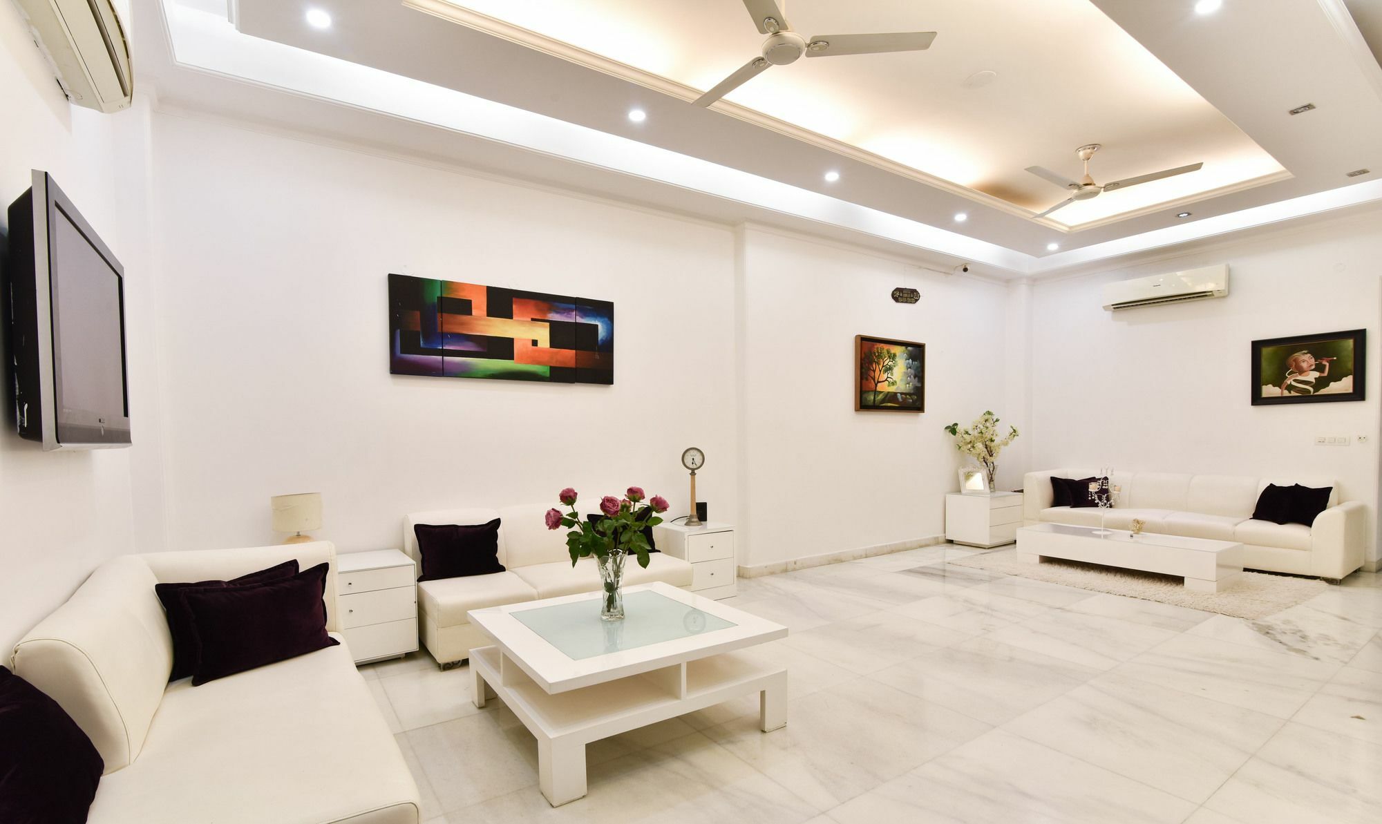 Hotel Treebo Trend The G8 Sector 39 Noida Exterior foto